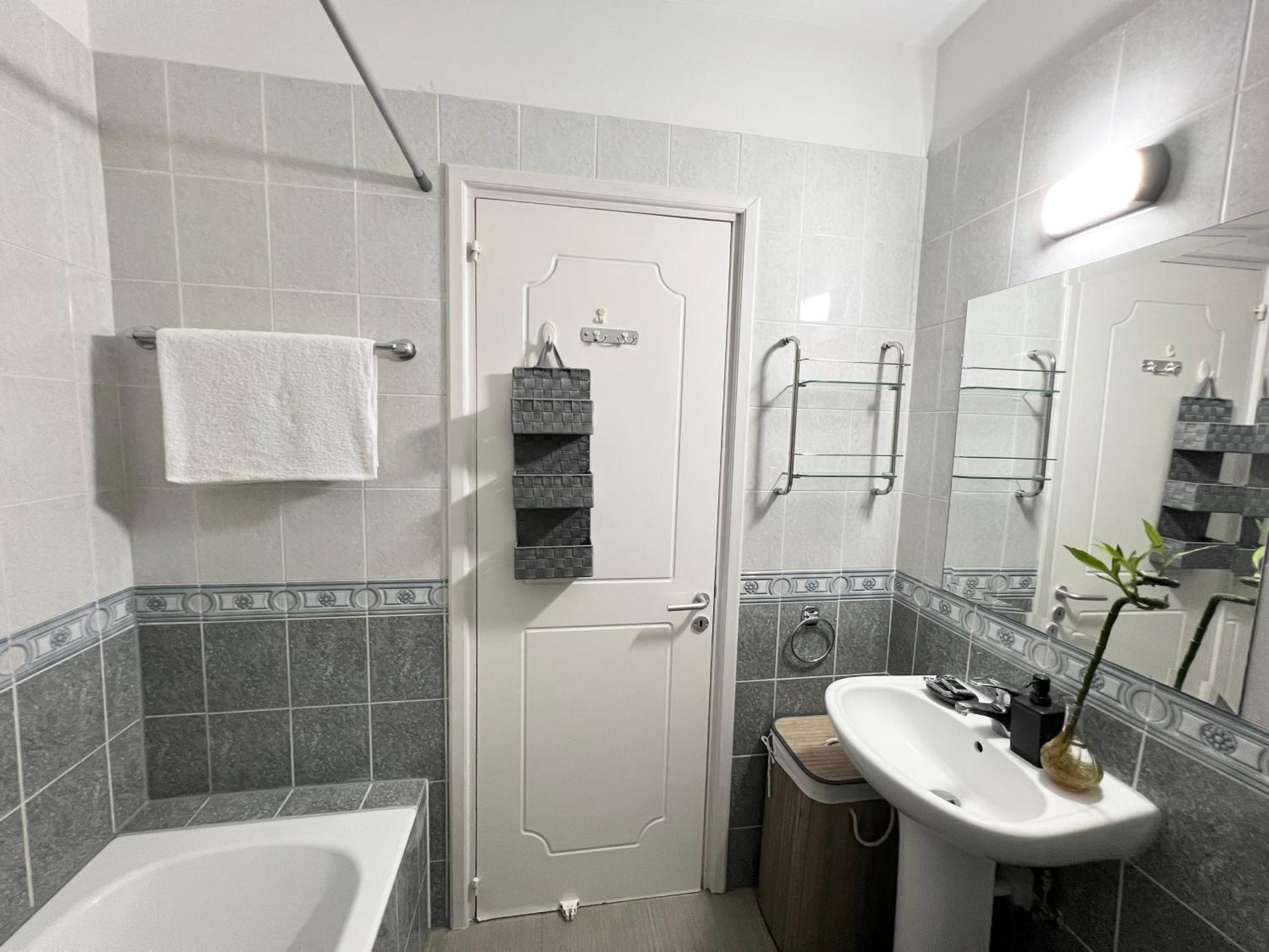 212 Apartment, A 2-Bedroom Escape Pafos Zewnętrze zdjęcie