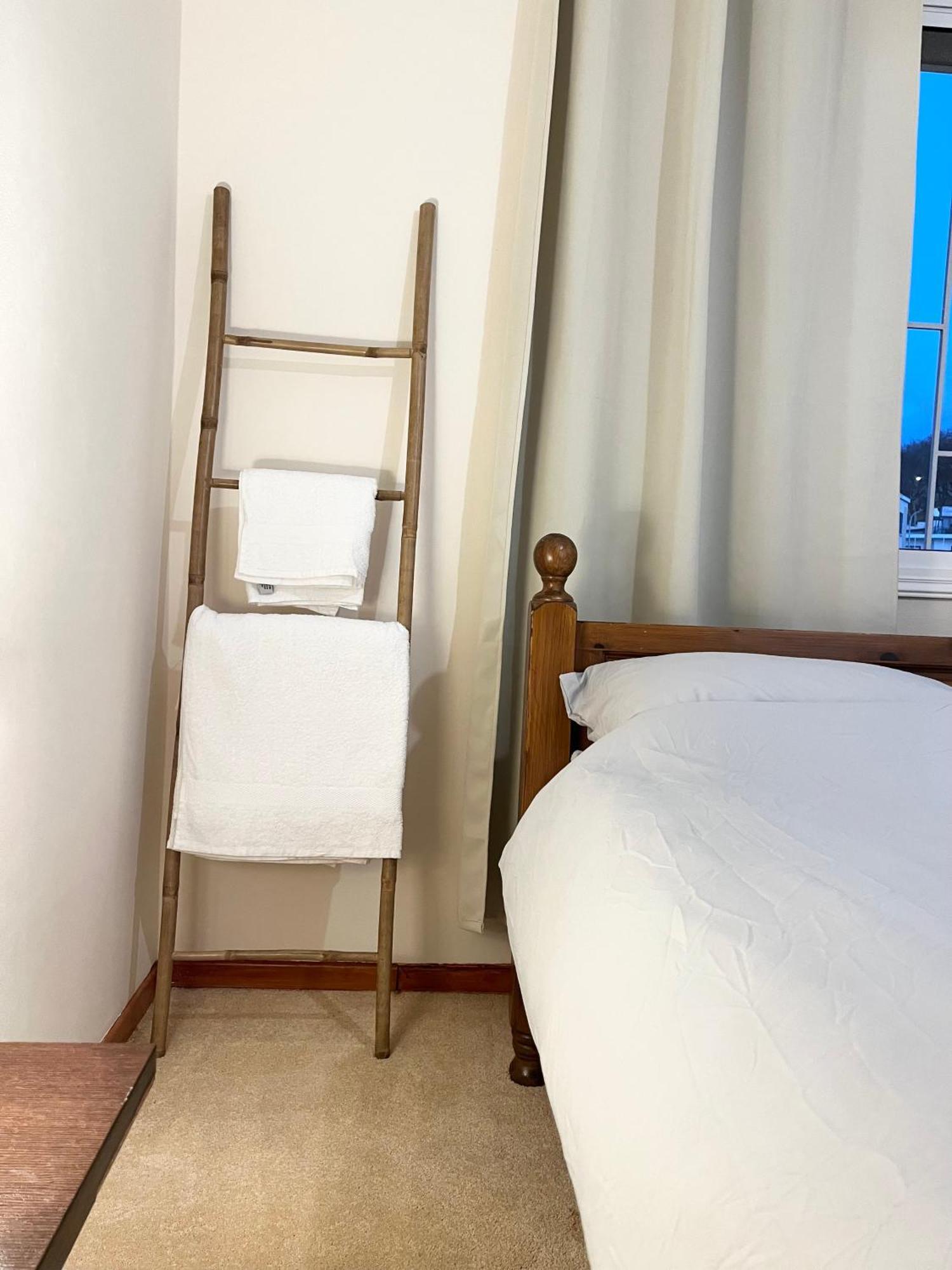 212 Apartment, A 2-Bedroom Escape Pafos Zewnętrze zdjęcie
